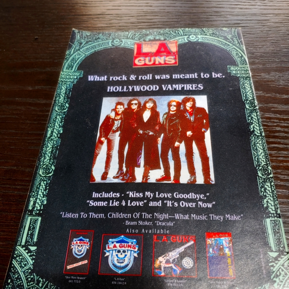 DC comic book - Picture 2 of 2